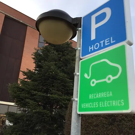 Ξενοδοχείο Ciutat De 4*