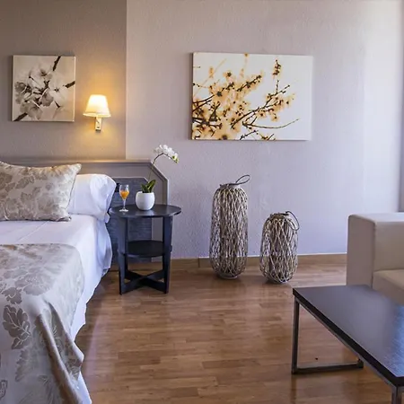 Ciutat De Hotel 4*