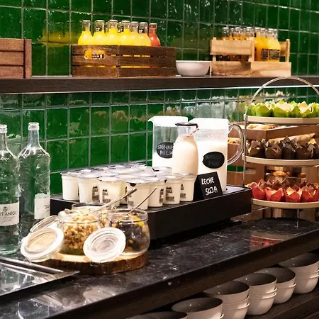 Ciutat De Hotel 4*